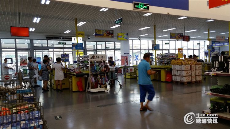 大商超关门潮来了 红旗温江仓储超市逆势开业