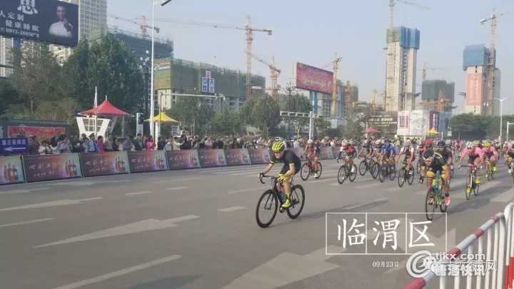 7丝绸之路中国-渭南华山国际公路自行车赛圆